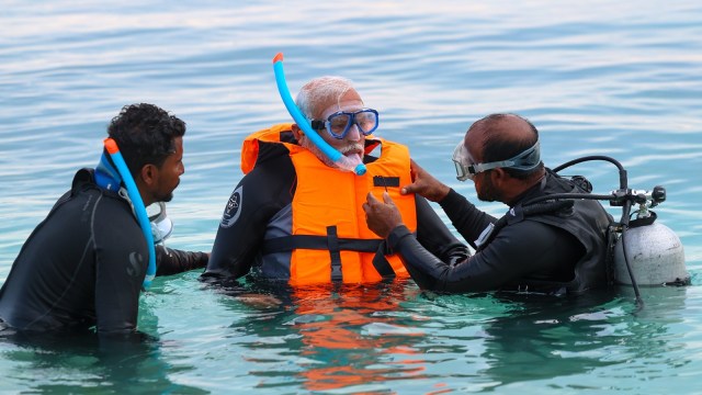 Modi snorkelling