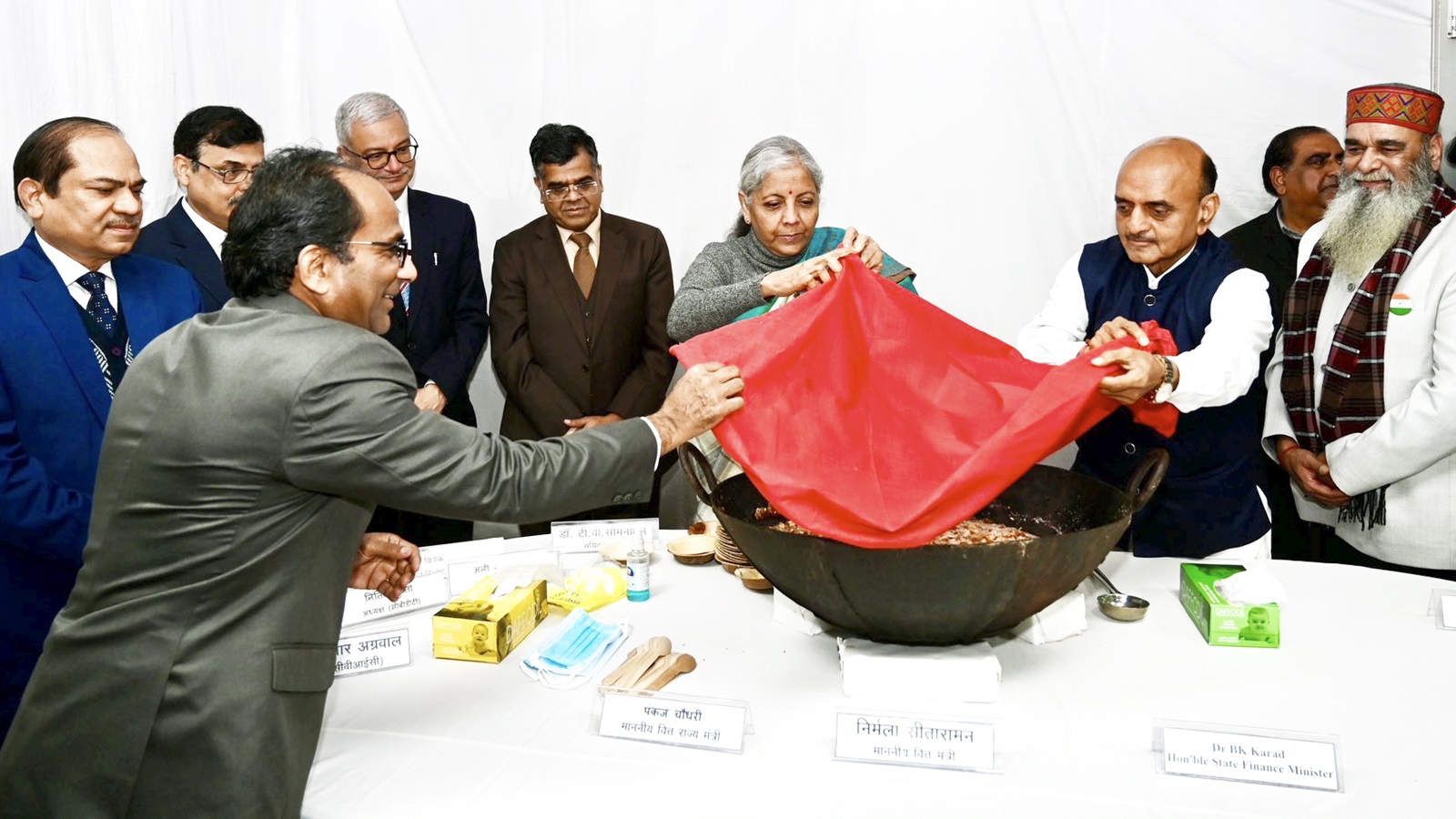 Nirmala Sitharaman Takes Part In Traditional ‘halwa’ Ceremony Ahead Of ...