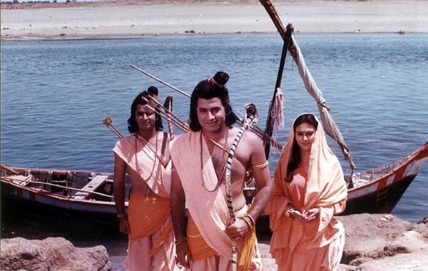 Arun Govil, Sunil Lahri, Dipika Chikhlia