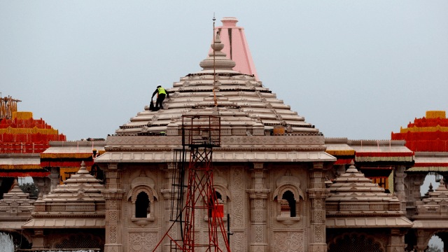 Ayodhya Ram Temple Inauguration: Noon Rituals, Sacred Rice Showering To 