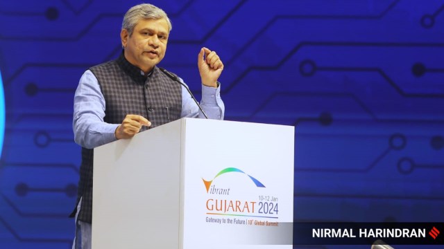 Ashwini Vaishnaw Vibrant Gujarat Summit