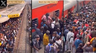 वायरल वीडियो में महिलाएं भीड़ भरे कोच में खिड़की से प्रवेश करती दिख रही हैं