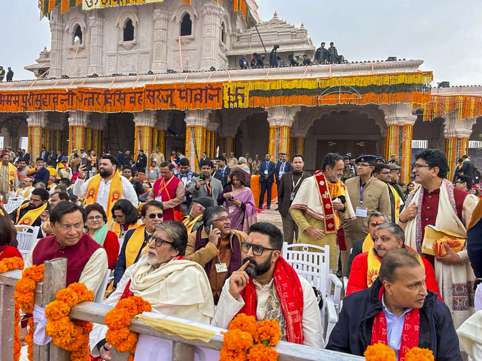 Ram Temple illuminated, beautifully decorated ahead of 'Pran Pratishtha'  ceremony - TheDailyGuardian