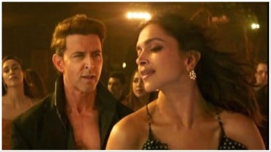 Hrithik Roshan and Deepika Padukone will be playing the lead roles in 'Fighter'.