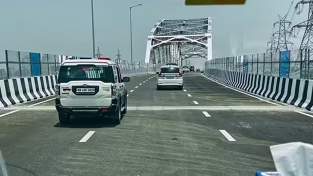 crane on Dwarka Express-way, Delhi airport runway, DIAL zero visibility, NHAI under construction, Gurgaon side Runway 3, low-flying aircraft, low visibility conditions, NHAI news, indian express news