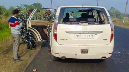 attack on ED team in West bengal, ED team attacked in bengal, Kolkata, Kolkata news, ED, ED news, ED vehicle attacked, ED officials attacked, TMC, Sandeshkhali, North 24 Paraganas, indian express