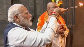 modi nashik prayer