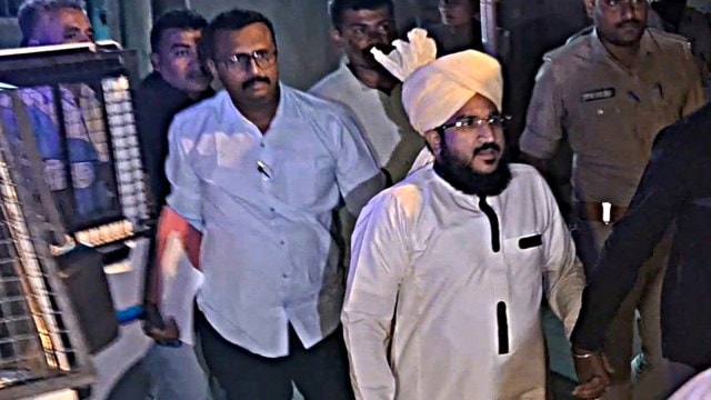 Mufti Salman Azhari, gujarat, indian express