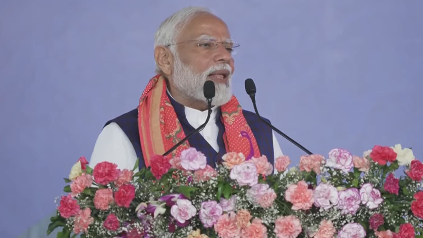 Congress’s full strength used for betterment of one family: PM Modi in ...