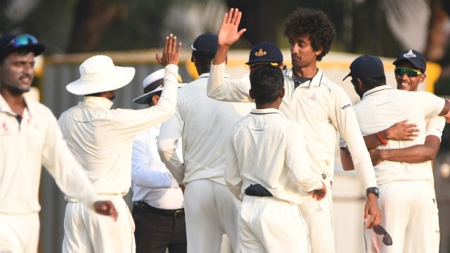 Tamil Nadu players celebrate after a Saurashtra wicket