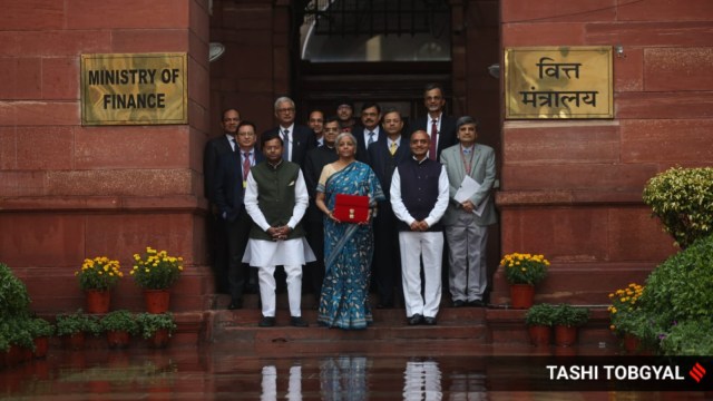 narendra modi, nirmala sitharaman, interim Union budget, Union budget, Budget, Budget 2024, finance ministry, indian economy, interim budget 2024, Indian express news, current affairs