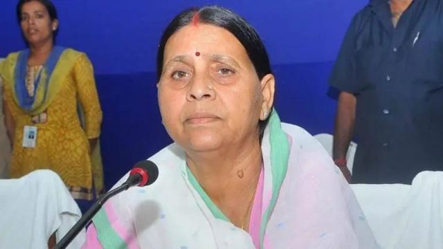 Defections in RJD, Congress should worry Nitish: Rabri Devi 