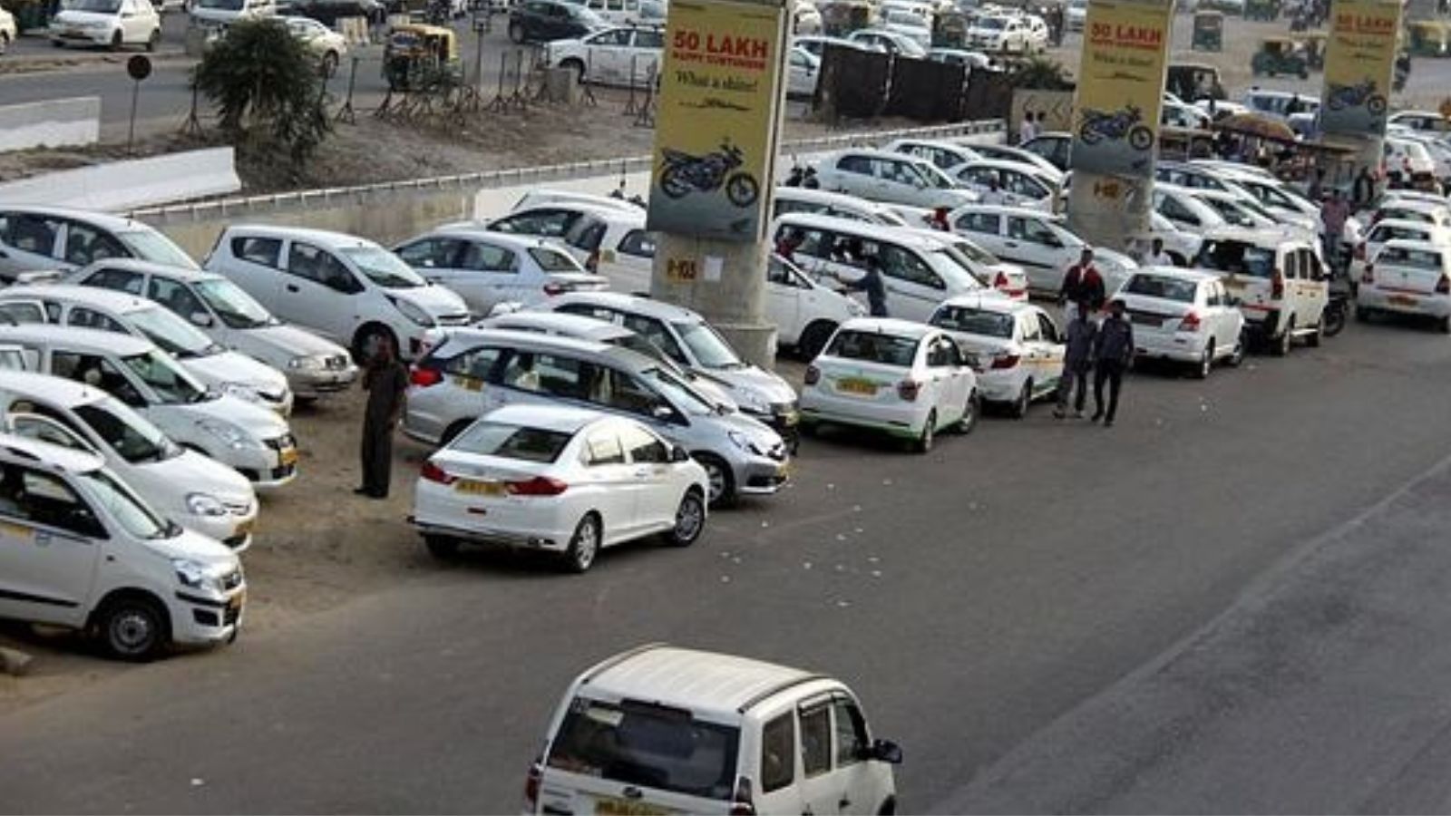 Karnataka govt fixes fares for Ola, Uber and other taxis | Bangalore News -  