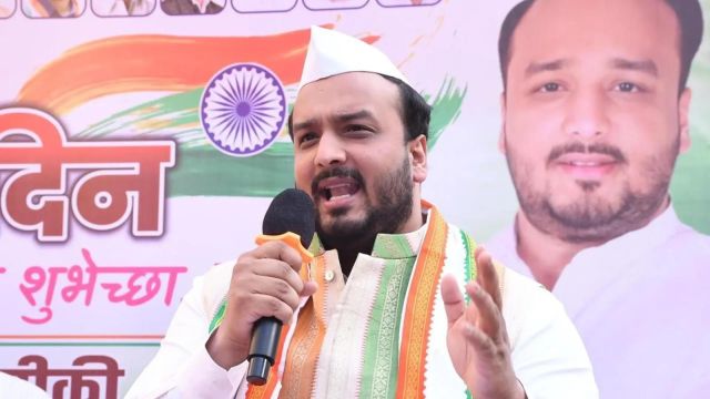 MLA Zeeshan Siddique