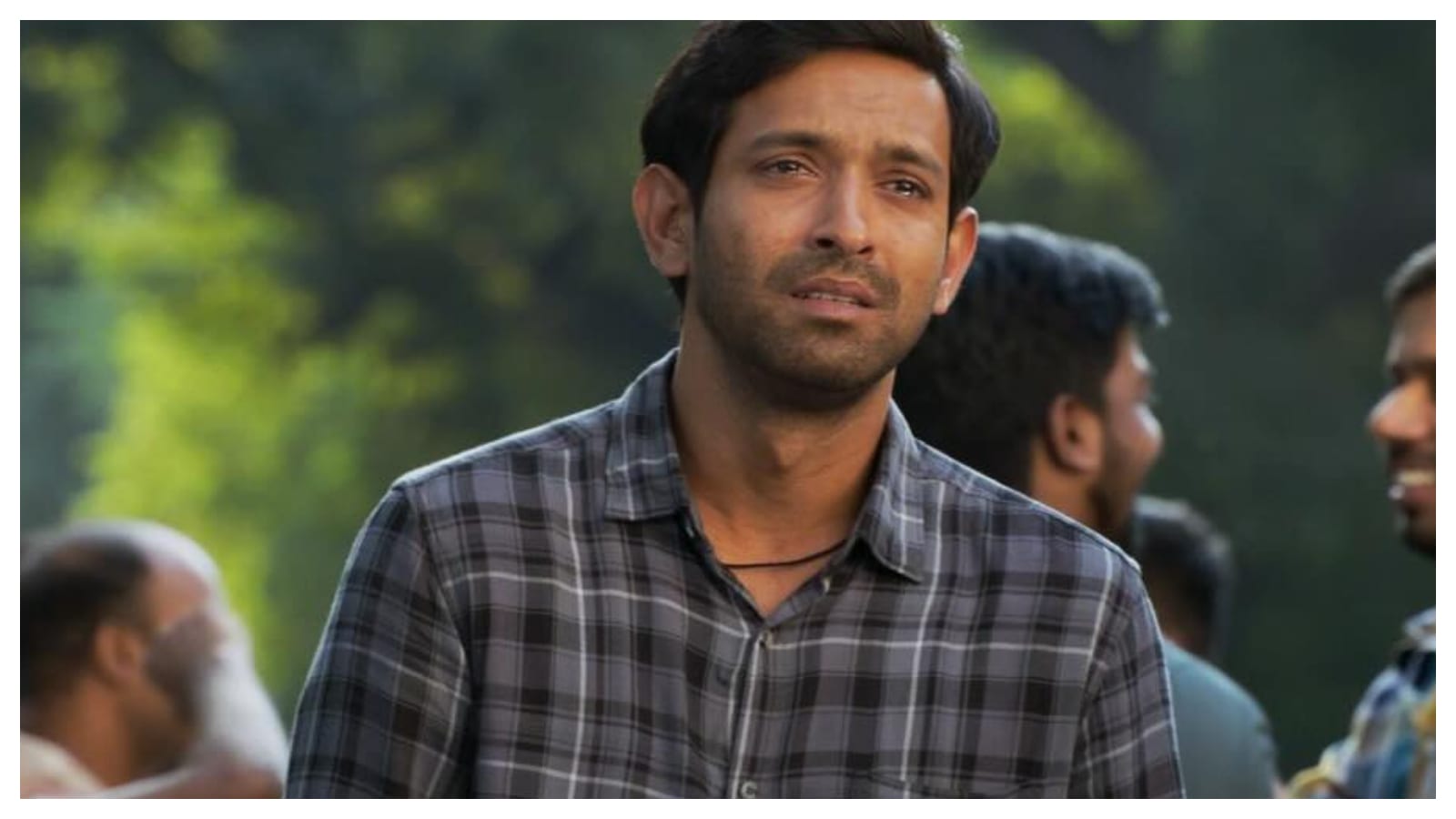 When Vikrant Massey couldn’t stop crying during 12th Fail shoot: ‘It ...