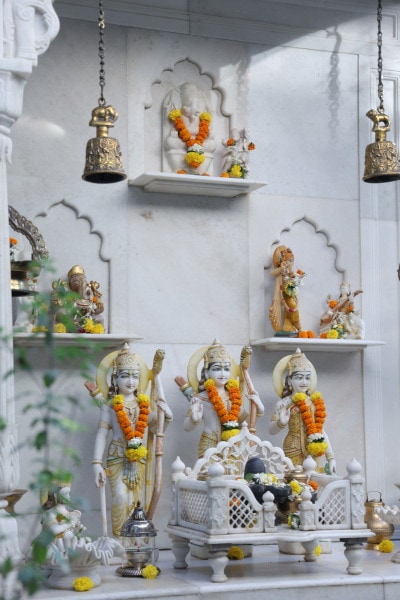 Amitabh Bachchan, temple, Ayodhya
