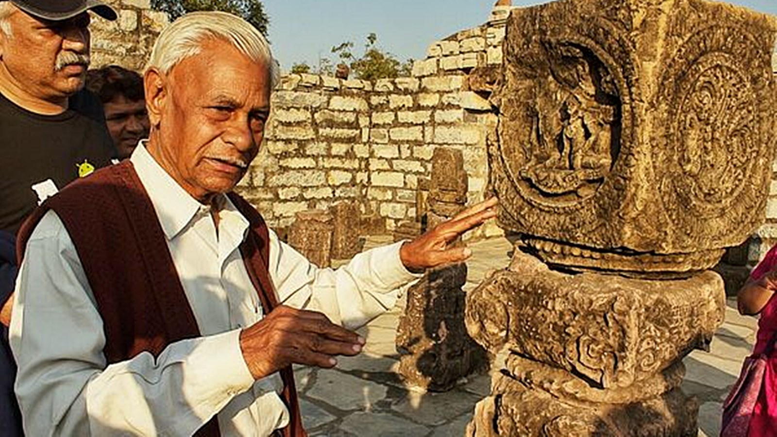 Archaeologist Arun Kumar Sharma, part of team that excavated Ram Janmabhoomi site in Ayodhya, dies at 90 | India News