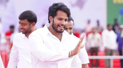 Union minister Kumarasawamy's son Nikhil Kumaraswamy likely to be Karnataka  JD(S) chief | Bangalore News - The Indian Express