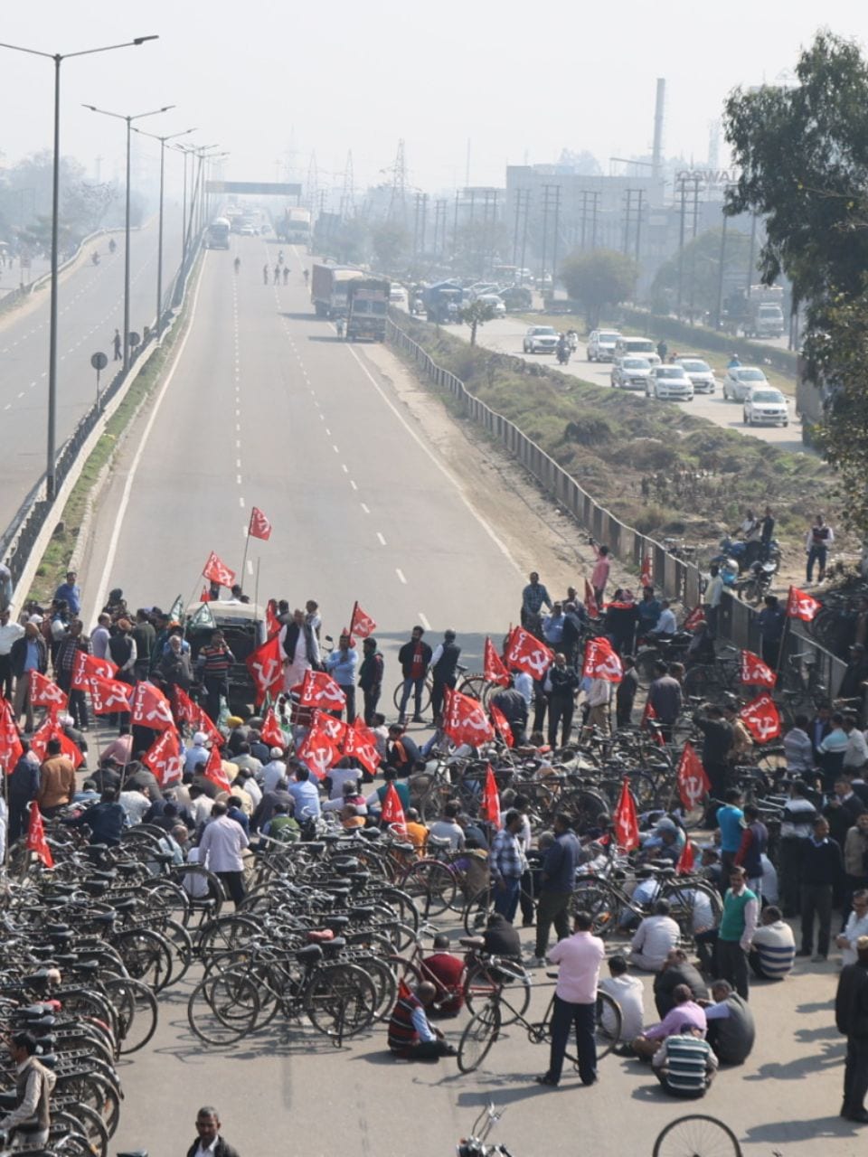 Bharat Bandh: Markets Shut, Public Transport Disrupted Amid Nationwide ...