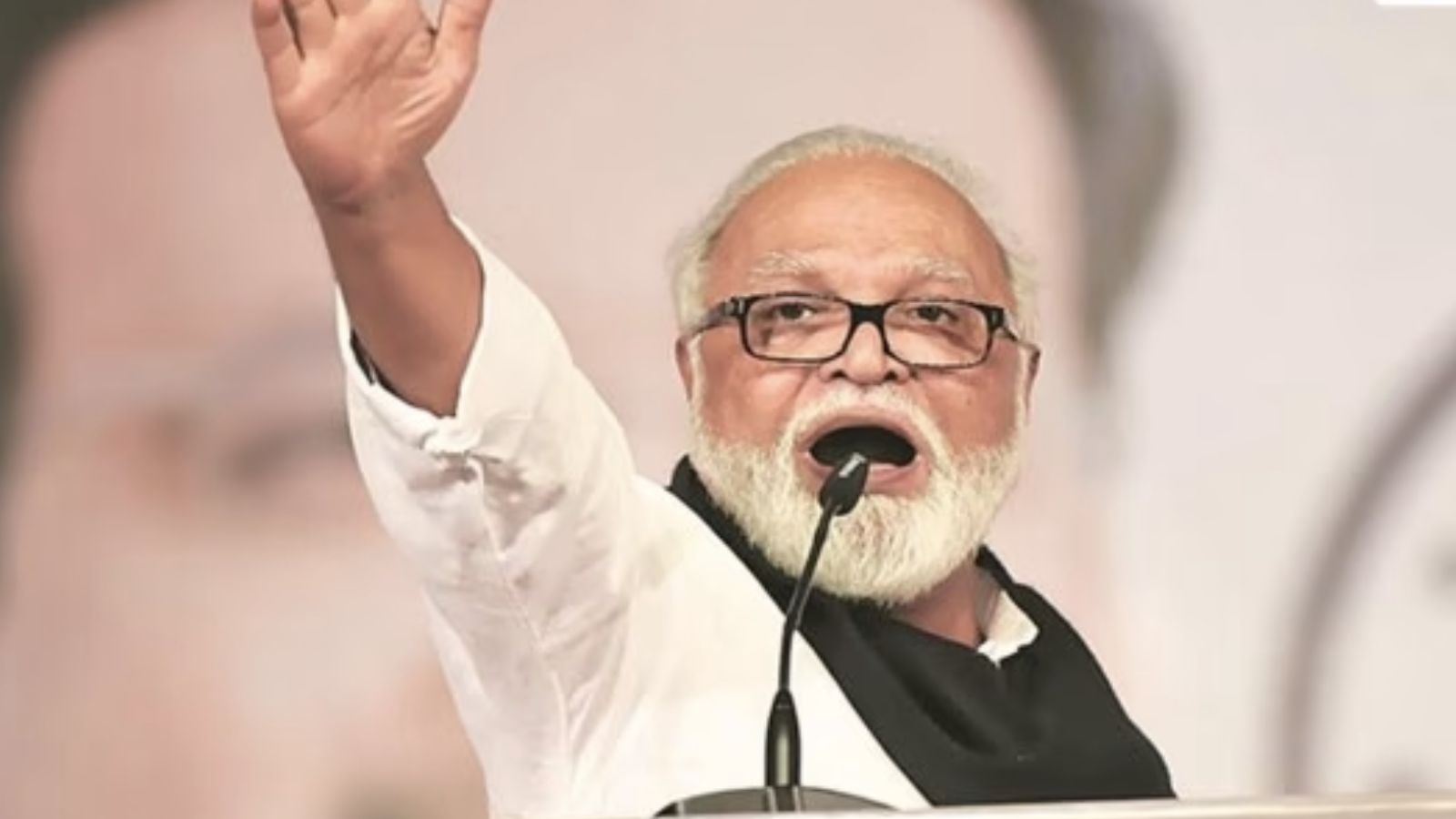 Chhagan Bujhbal discharged in Mumbai University library case; all cases against him over