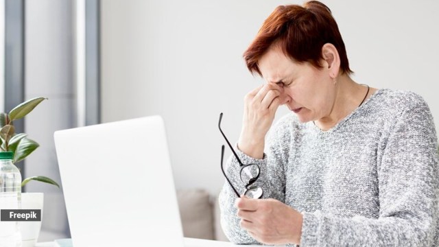 Being mindful of your screen time and adopting these strategies not only enhances visual comfort but also contributes to your overall well-being.