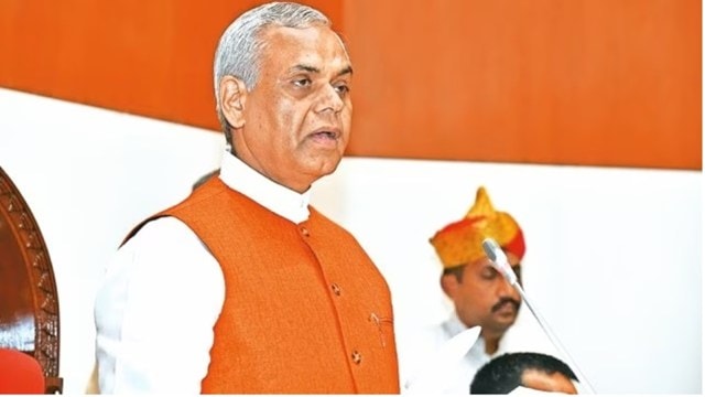 Dayanand Saraswatis birth anniversary, Governor Acharya Devvrat, Arya Samaj, Arya Samaji Devvrat, Gyanjyoti tirth, Gujarat news, indian express news