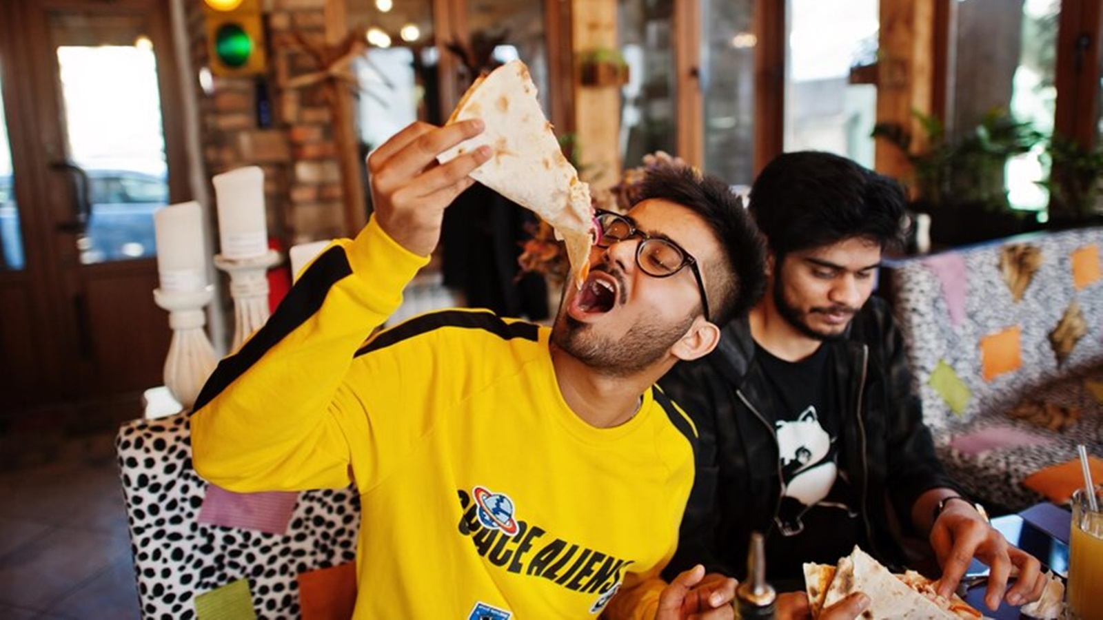 Ditch the pizza! Here's the fuel to add to your diet in your early 20s | Food-wine News - Vimarsana News