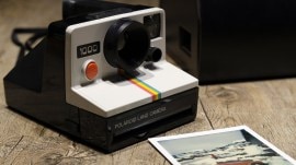 Instant camera