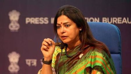 meenakshi lekhi