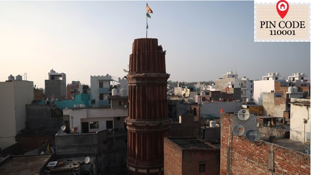 Hastsal Minar, medieval tower, Grade A heritage monument, Minars locked iron gate, delhi monuments, delhi minar, delhi news, indian express news