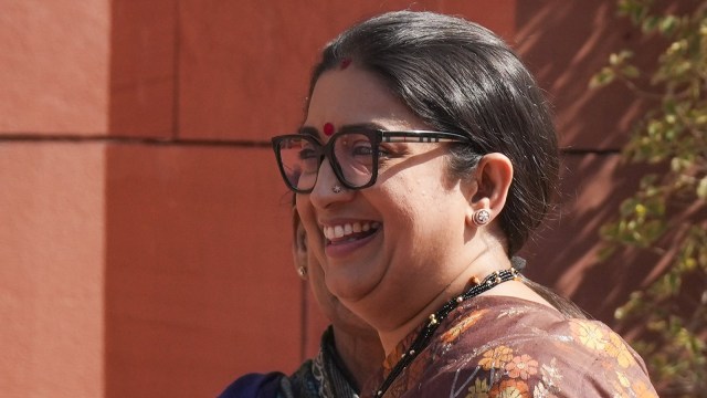 smriti irani