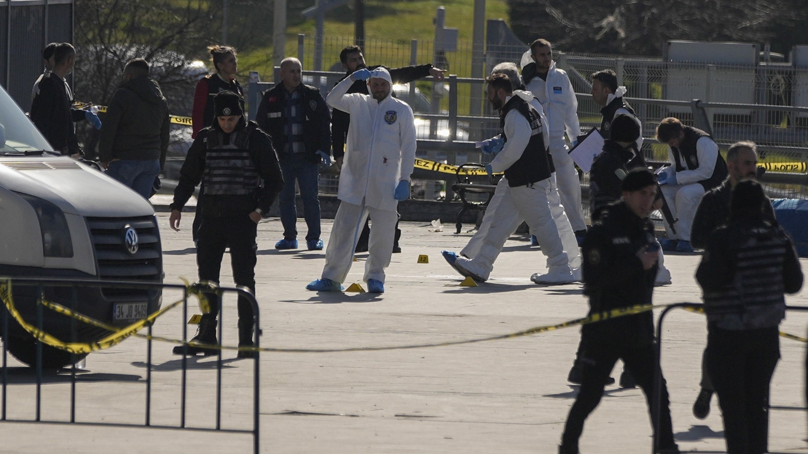 3 Killed in Extremist Attack at Turkey&rsquo;s Largest Courthouse, Suspects Identified as DHKP/C Members