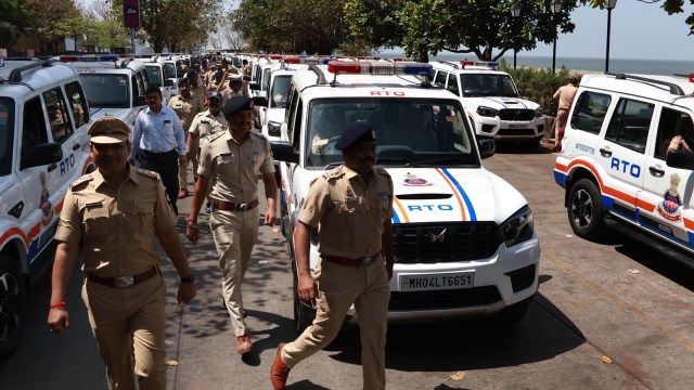 CM Eknath Shinde launches 187 interceptor vehicles equipped with AI for traffic violations