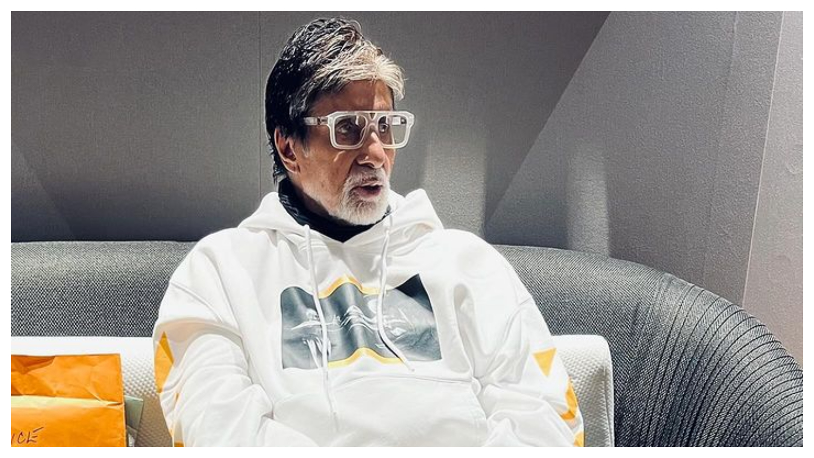 Amitabh Bachchan and Abhishek Bachchan attend ISPL 2024 final, watch |  Bollywood News