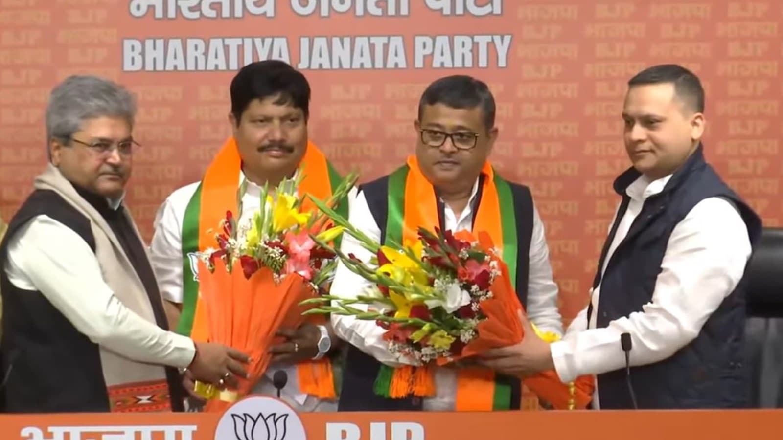 TMC Leaders Arjun Singh, Dibyendu Adhikari Join BJP | Kolkata News ...