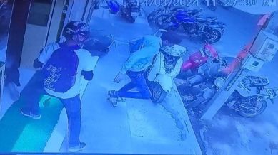 Gang opens fire at jewellery shop in Bengaluru