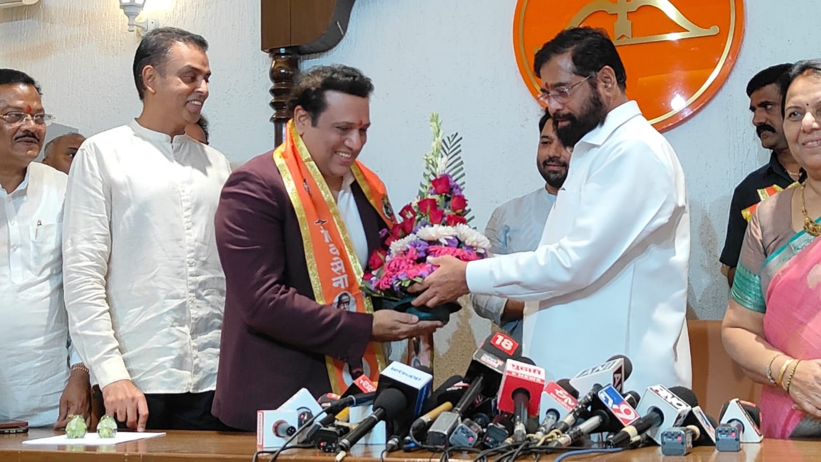 Govinda Joins Shinde Sena Maharashtra Cm Says He Will Be Partys Star Campaigner Mumbai News 3022