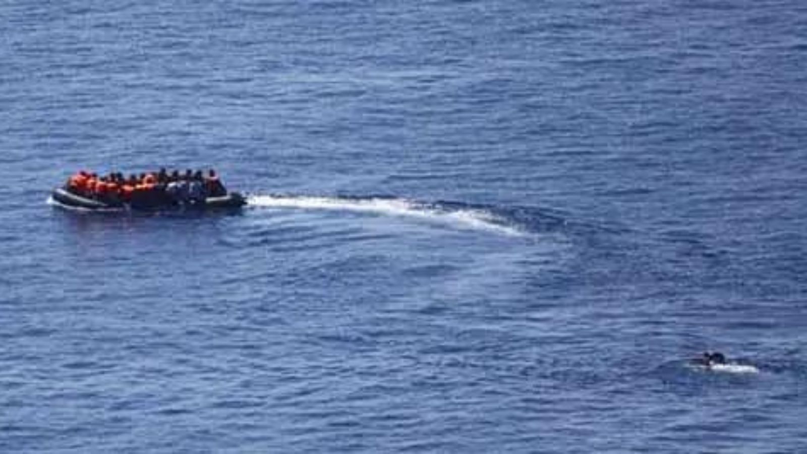 Migrant Boat Sinks Off Turkey, Children Among 22 Dead | World News ...