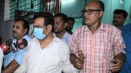 Garden Reach Building Collapse, Garden Reach building promoter arrested, Kolkata building collapse, Promoter arrested, showcause notice against KMC engineers, Mayor Firhad Hakim, Kolkata Municipal Corporation, indian express news