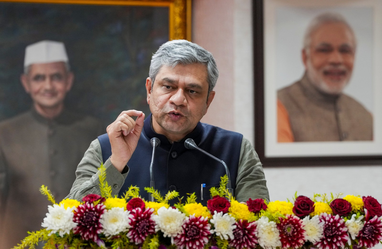 Mobile phone exports from India will grow more than five-fold