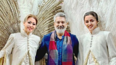 SS Rajamouli with actors of RRR play