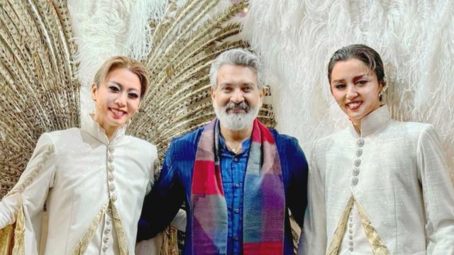 SS Rajamouli with actors of RRR play