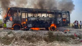 5 killed in UP as bus on way to wedding touches high-tension wire, catches fire