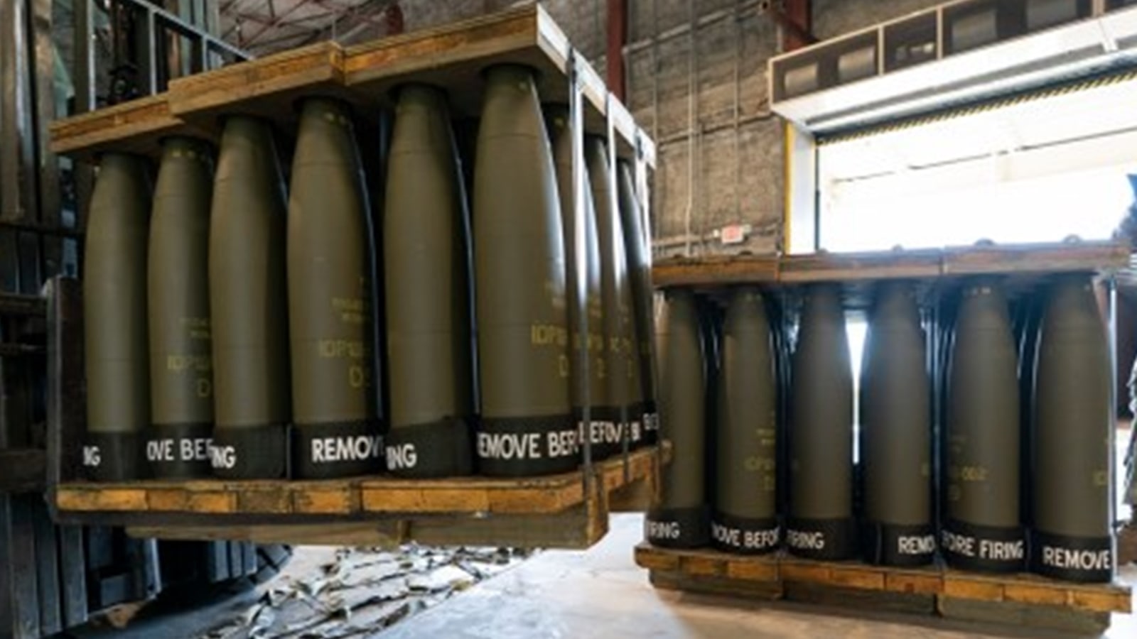 Canada to give more than C$40 million to help buy artillery shells for ...