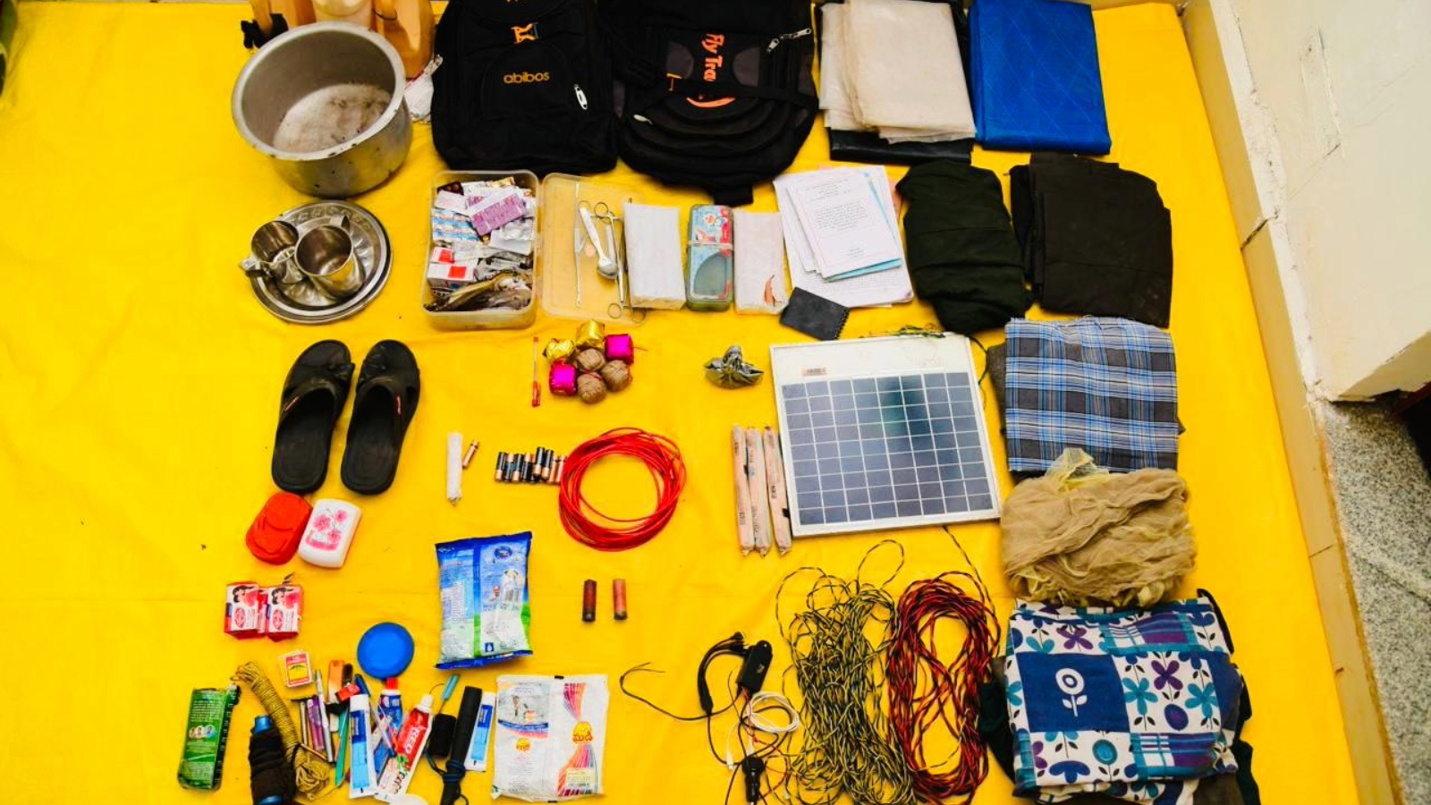 After heavy exchange of fire, police seize explosives, other items from Naxal hideout in Gadchiroli - Vimarsana News
