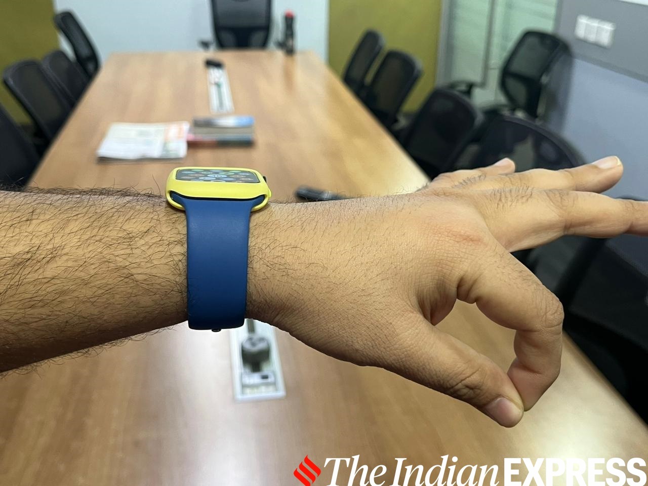 Apple watch hand gestures