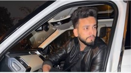 Elvish Yadav, Elvish Yadav arrest, Noida Police arrests Elvish Yadav, Youtuber Elvish Yadav, Bigg Boss winner, Elvish Yadav arrested, snake venom case, Noida police, indian express news