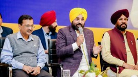Aam Aadmi Party national convenor Arvind Kejriwal with Punjab CM Bhagwant Mann and Lok Sabha election party nominee Kuldeep Singh Dhaliwal. (File photo via Facebook/Dhaliwal)