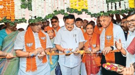 CR Paatil, gujarat BJP president C R Paatil, Vadodara, bjp office in Vadodara, Ahmedabad news, Gujarat news, India news, Indian express, Indian express India news, Indian express India