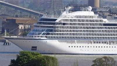 Bulgarian cruise ship, crashes, Danube in Austria